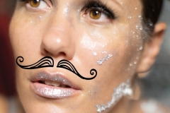 2.-Movember-en-paillette